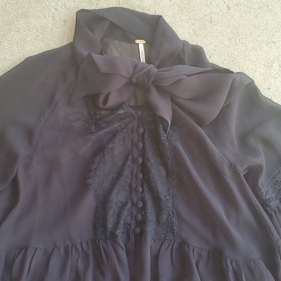 RELISTED Free People sheer peasant tie poet sleeve - Picture 3 of 6